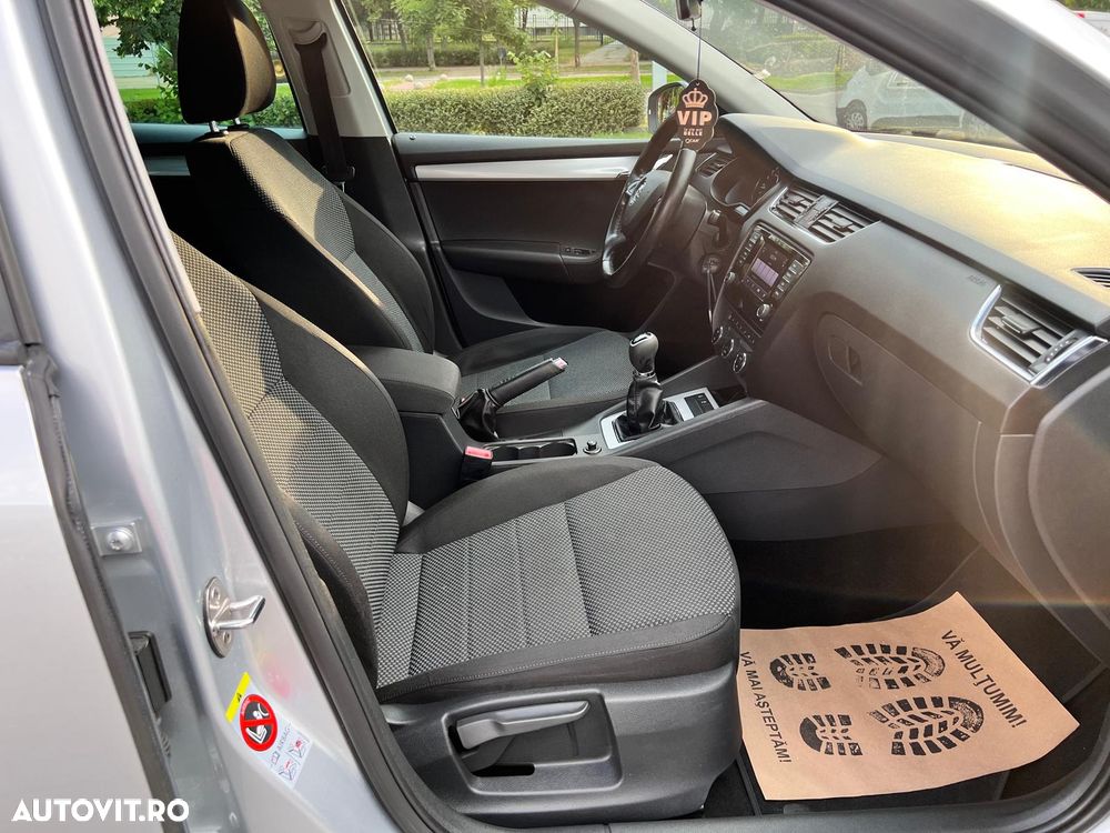 Skoda Octavia 1.6 TDI Premium Edition - 17