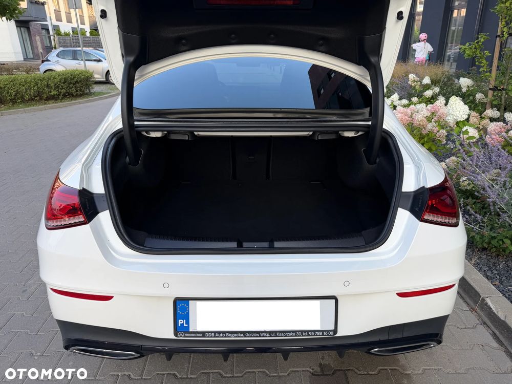 Mercedes-Benz CLA 200 AMG Line 7G-DCT - 19