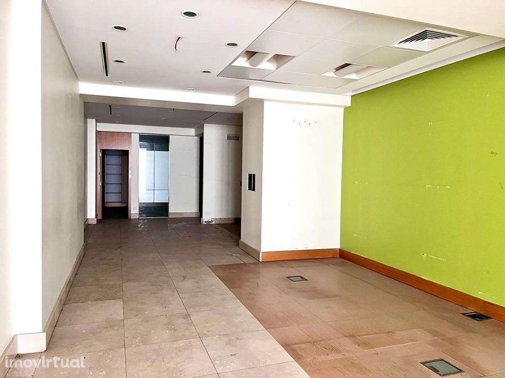Loja com 190m² no centro de Caldas da Rainha - Grande imagem: 4/23