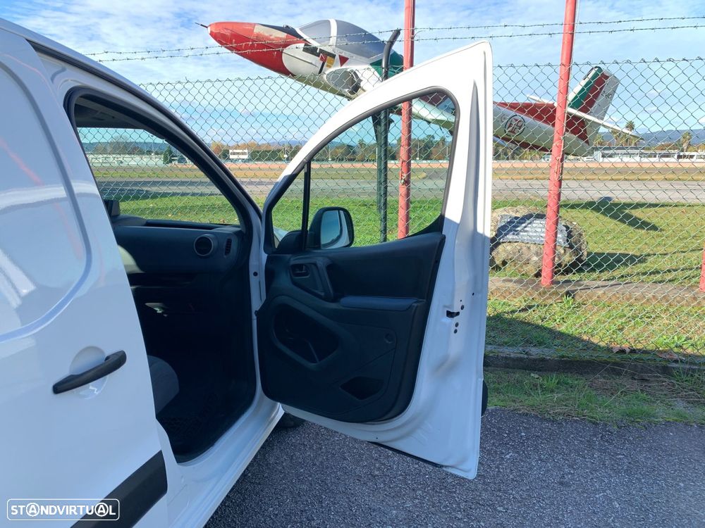 Citroën Berlingo 1.6 e-HDi Exclusive - 36