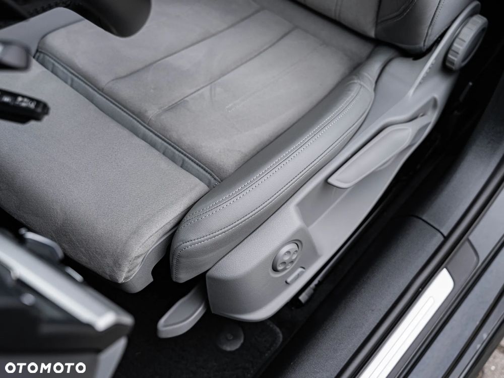 Audi A4 Limousine - 20