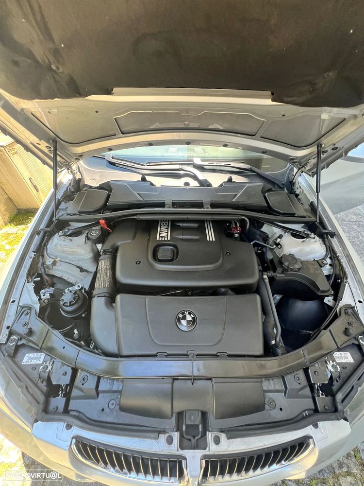 BMW 320 dA - 4