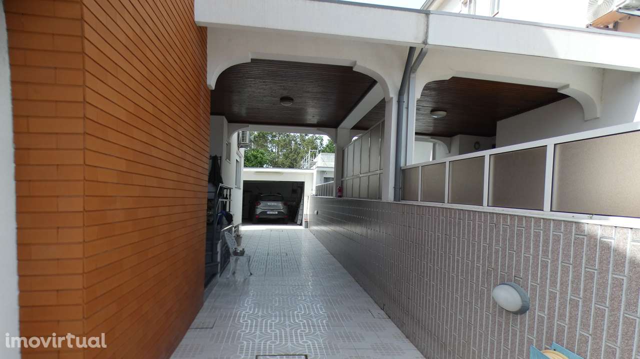 Moradia T4 Vila Nova da Telha - Grande imagem: 4/32