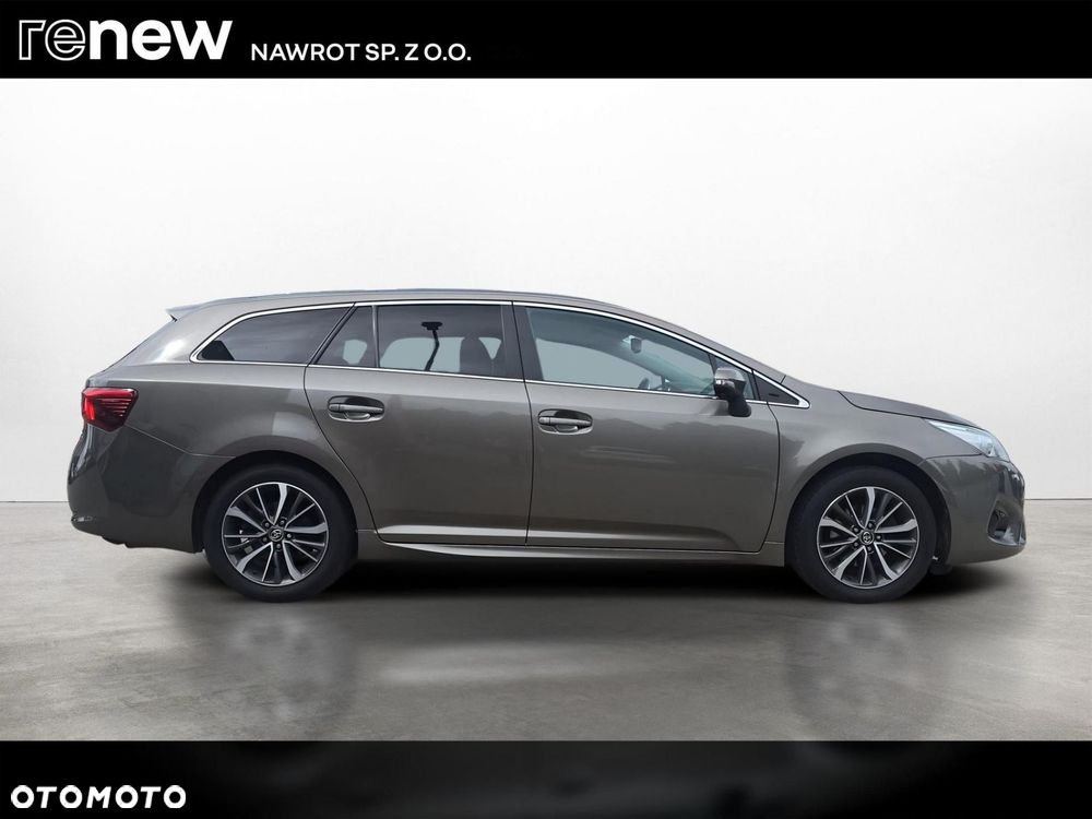 Toyota Avensis - 6