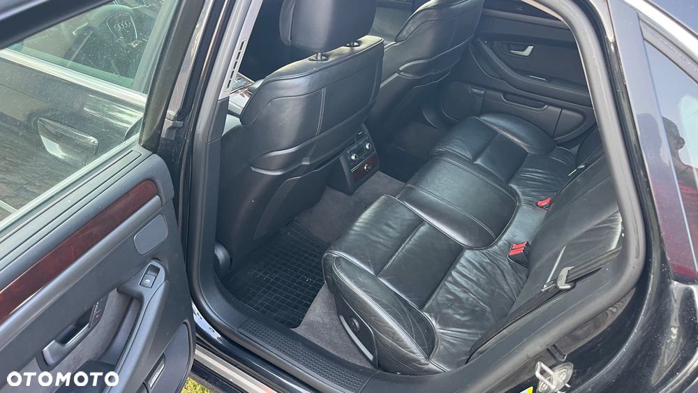 Audi A8 3.7 Quattro - 32