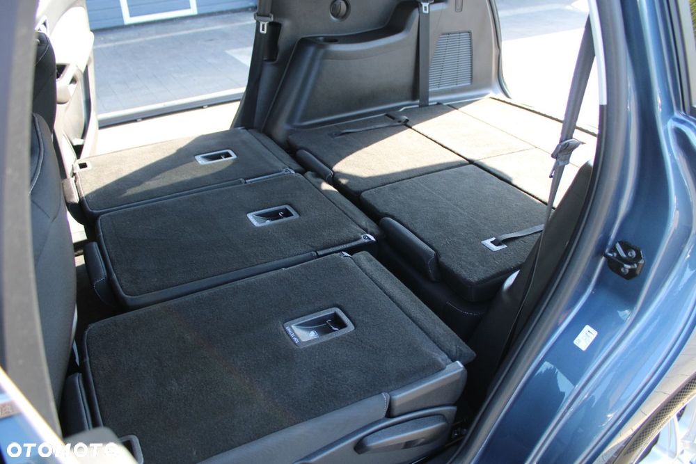 Ford S-Max - 25