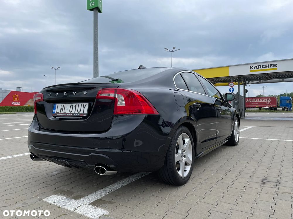 Volvo S60 D5 Summum - 5