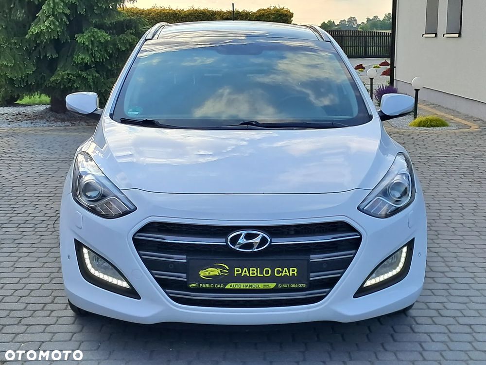 Hyundai i30 blue 1.6 CRDi DCT Premium - 3
