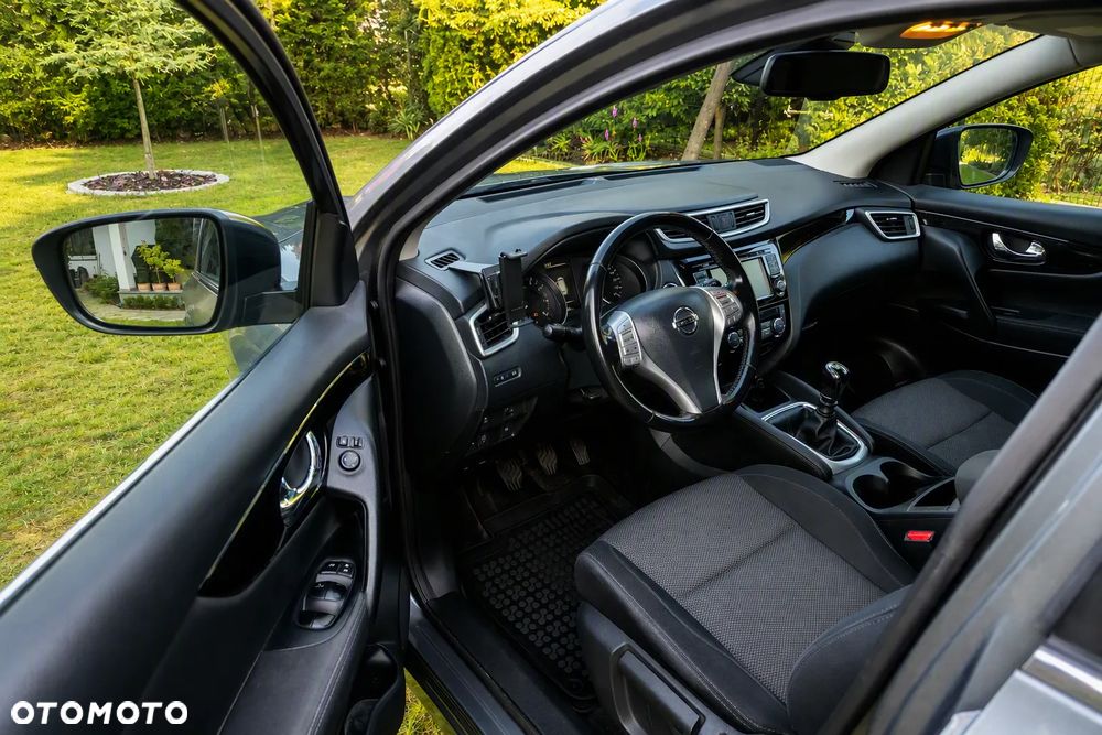 Nissan Qashqai - 10