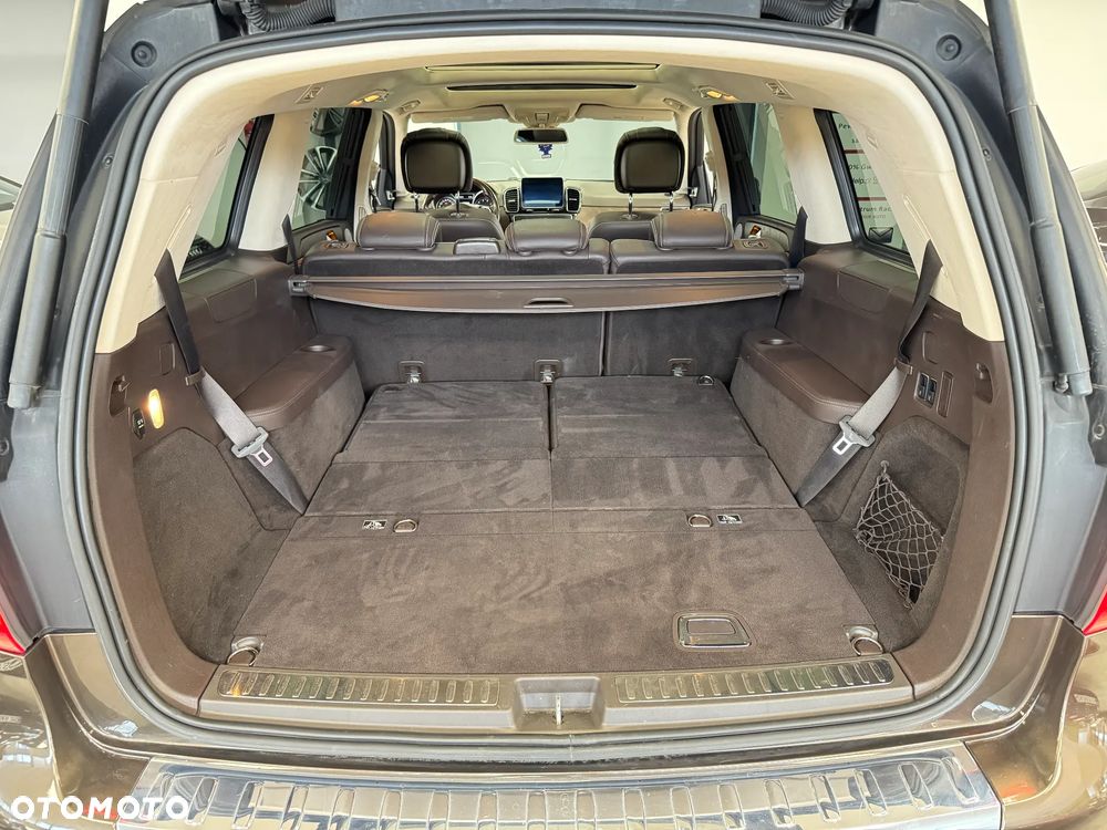 Mercedes-Benz GLS - 35