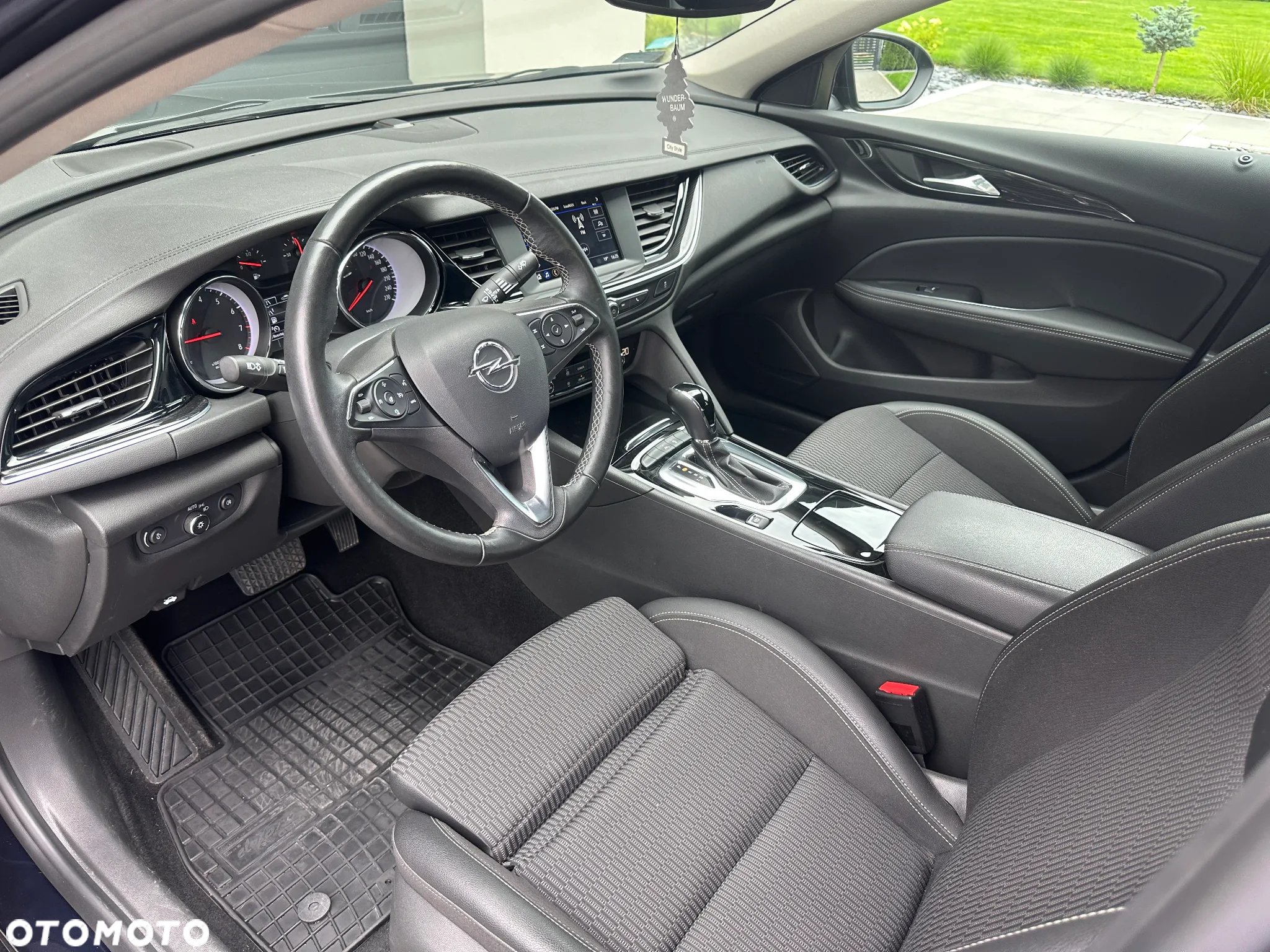 Opel Insignia 1.5 T Innovation S&S - 13