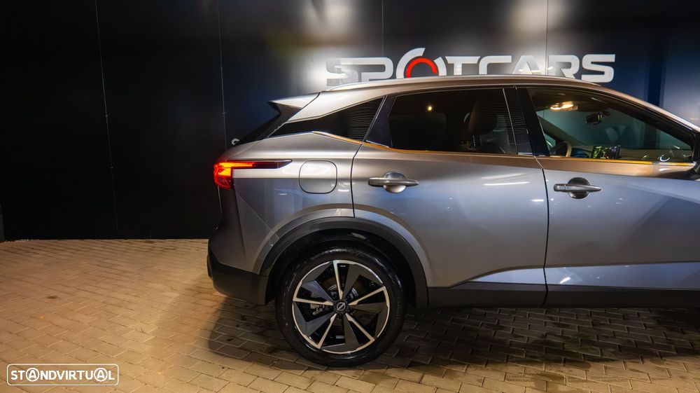 Nissan Qashqai 1.3 DIG-T Tekna SKY - 4