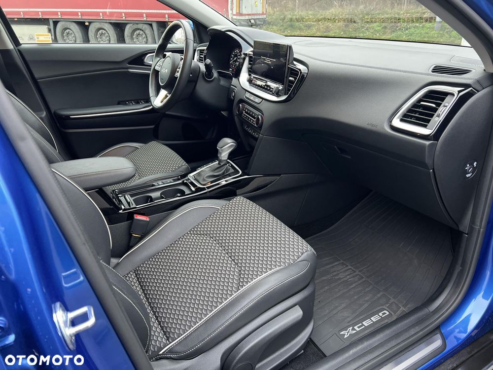 Kia XCeed 1.5 T-GDI Business Line DCT - 22
