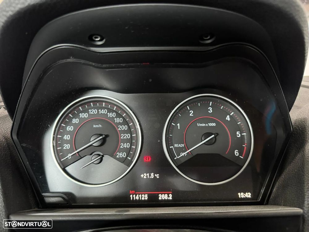 BMW 116 d Pack M - 19