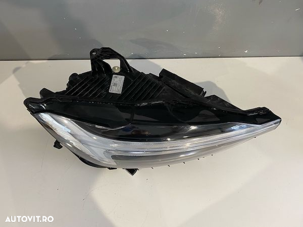 Far dreapta FULL LED VOLVO XC60 FACELIFT 2021+ 32404706 - 8