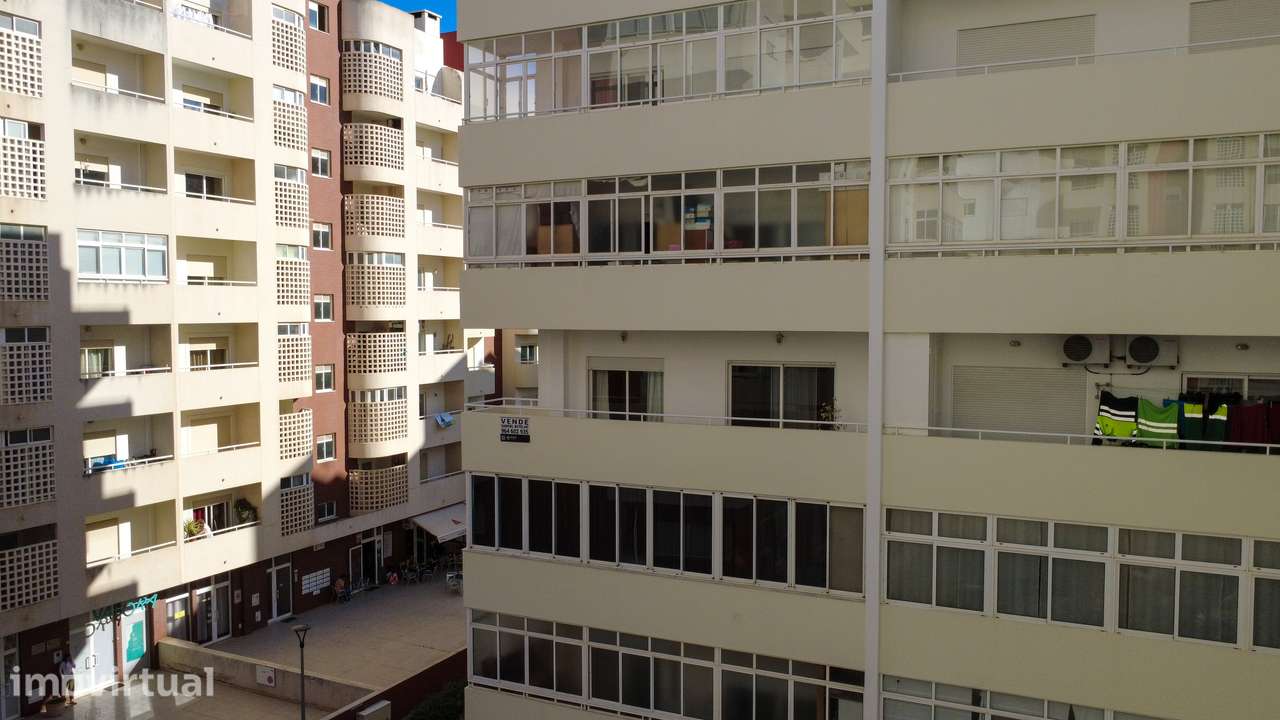 Apartamento T2 na Urbanização da Raminha em Portimão! - Grande imagem: 4/39