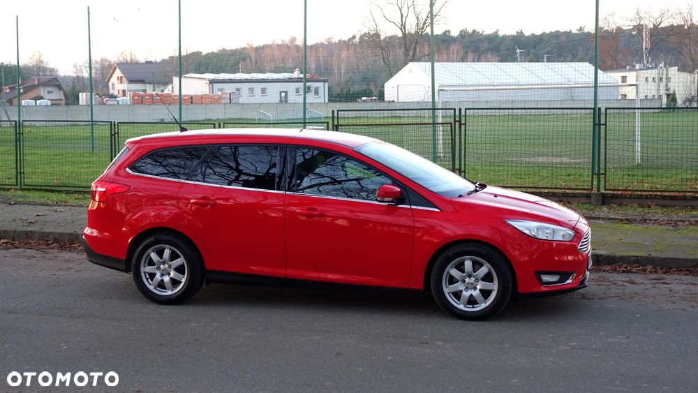 Ford Focus SW - 37