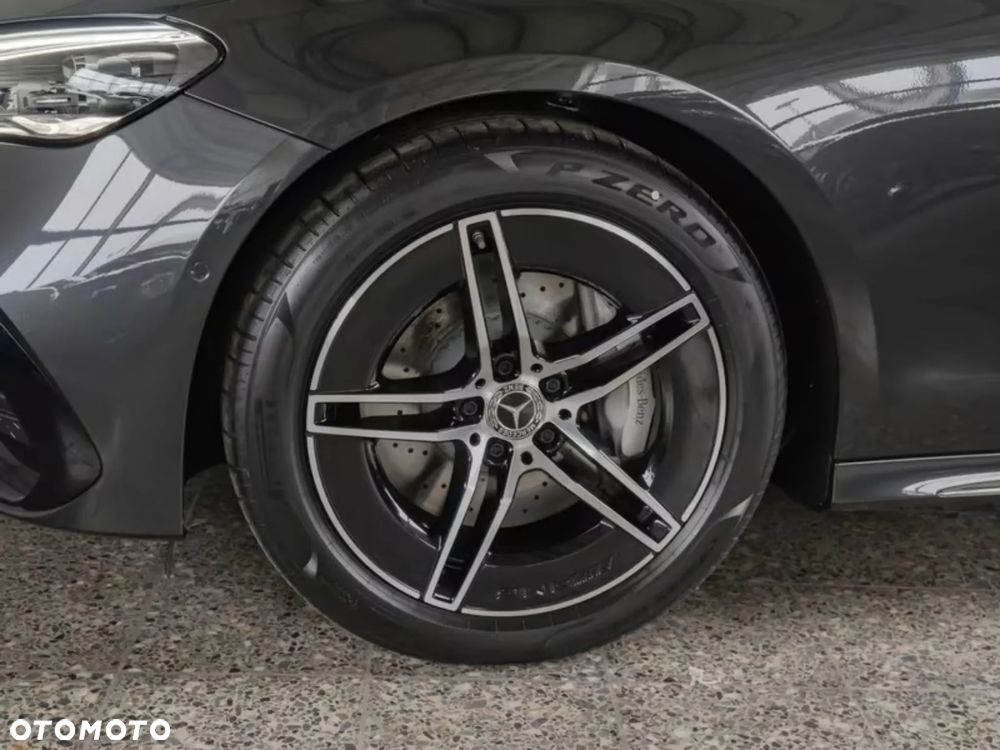 Mercedes-Benz Klasa E 220 d mHEV 4-Matic AMG 9G-Tronic - 15