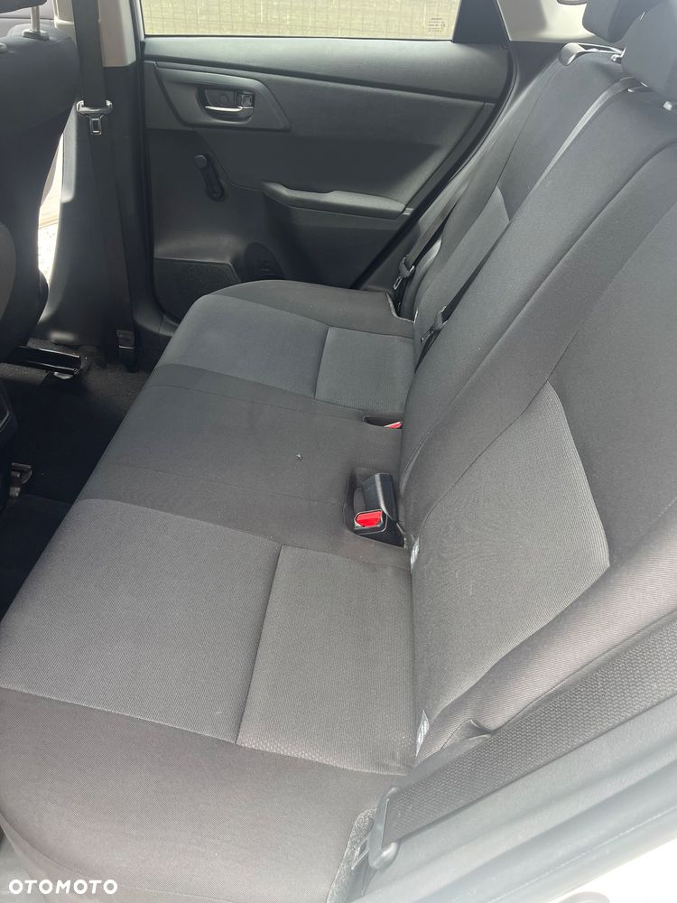 Toyota Auris 1.33 VVT-i Active - 6