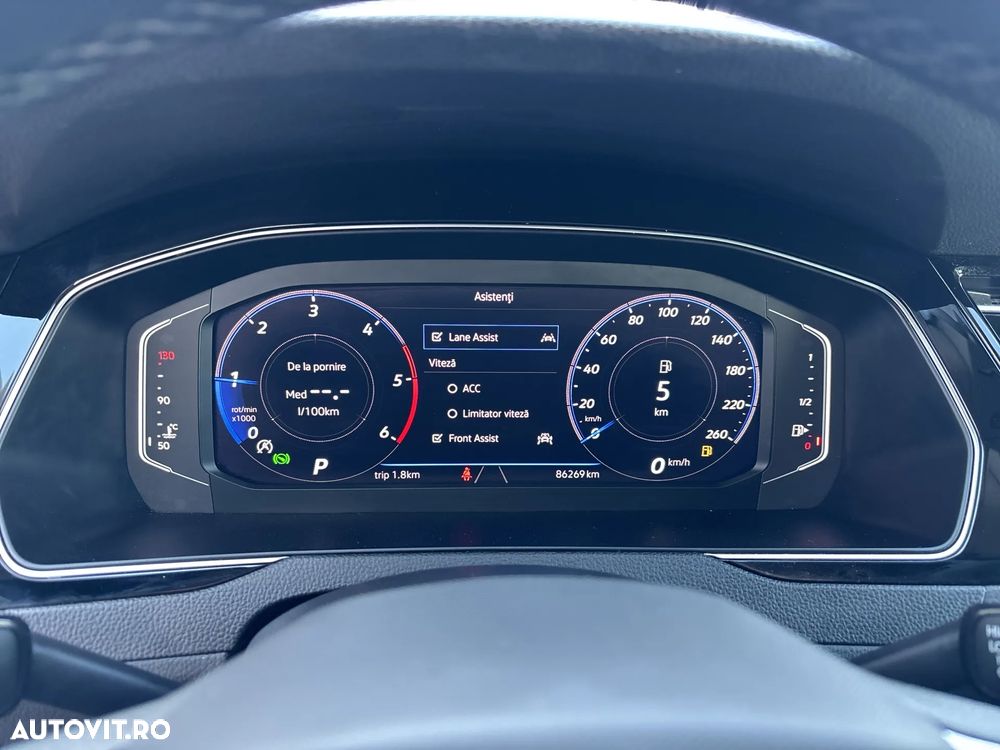Volkswagen Passat 2.0 TDI SCR DSG Highline - 14
