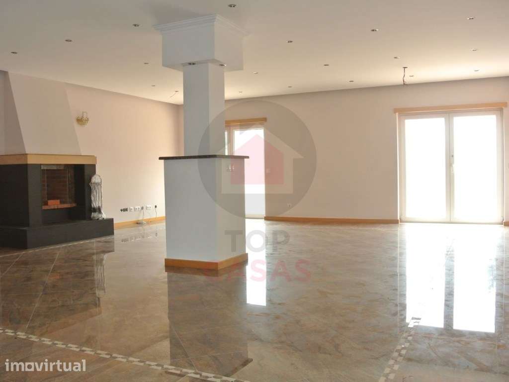 Moradia em Salir do Porto - Grande imagem: 3/25