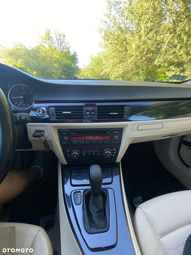 BMW Seria 3 320d - 7