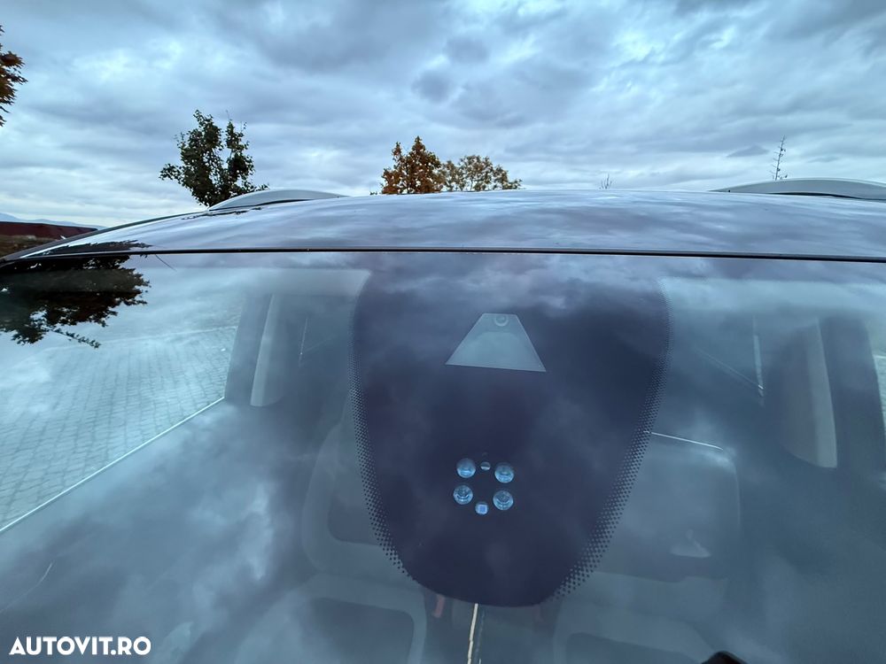 Volkswagen Sharan - 33