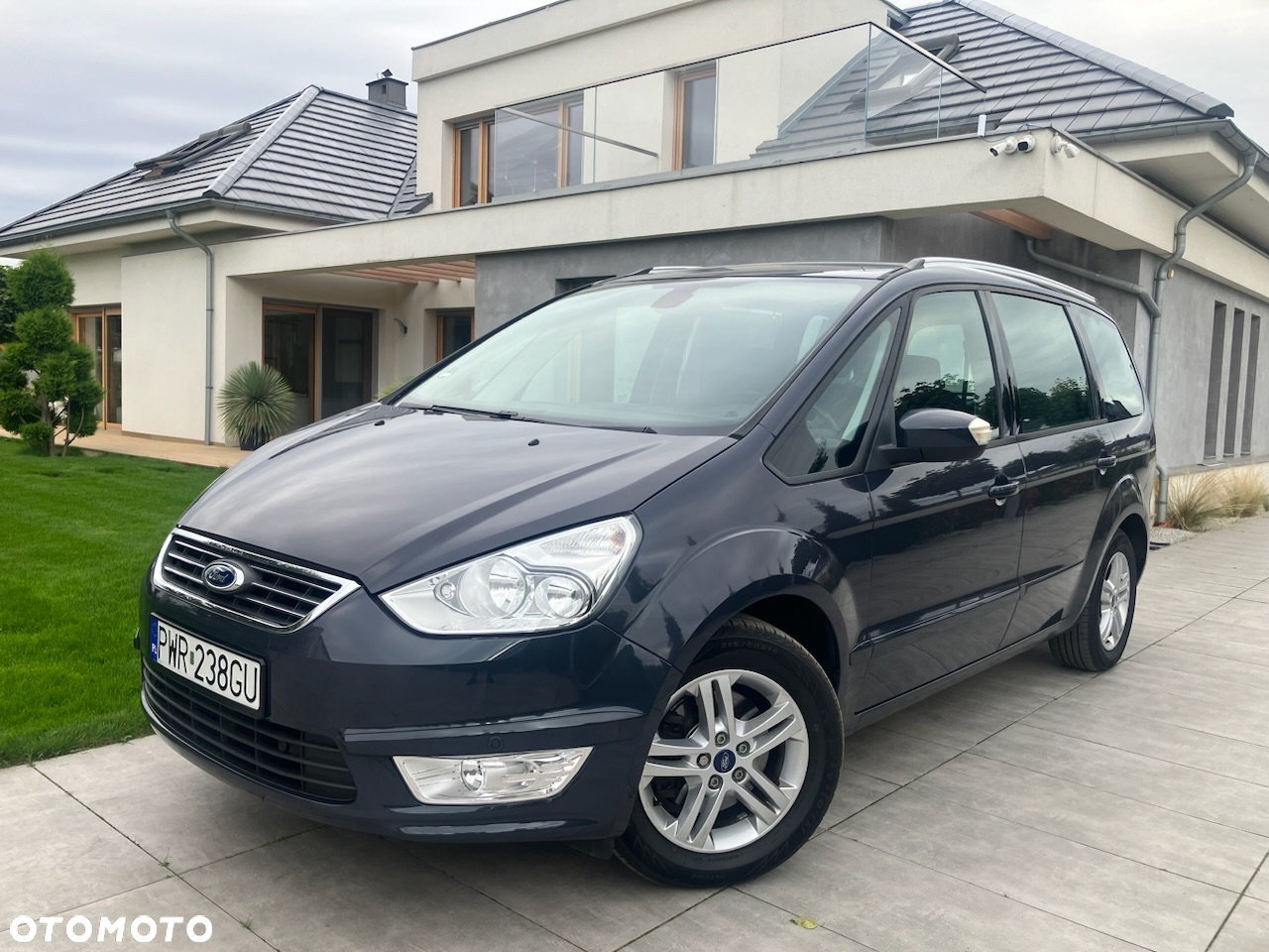 Ford Galaxy 2.0 TDCi Titanium - 35