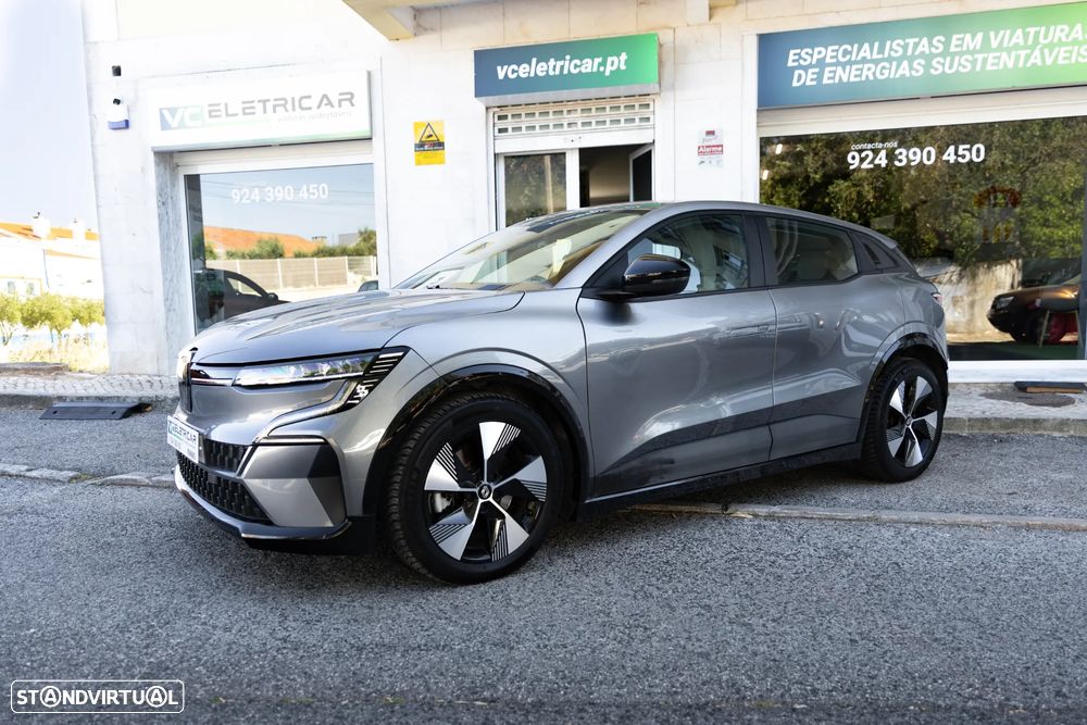 Renault Mégane E-Tech - 3