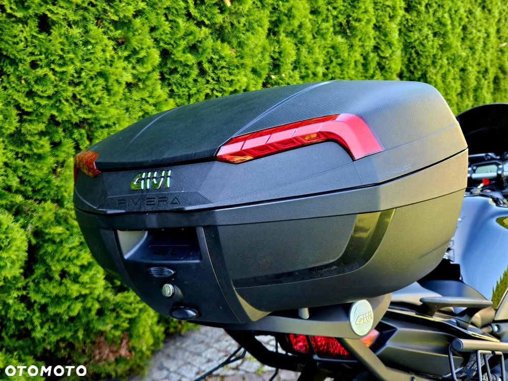 Yamaha FZ8 - 11