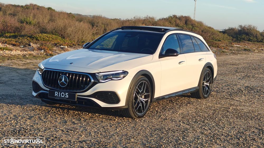 Mercedes-Benz E 300 de 4Matic All-Terrain - 34