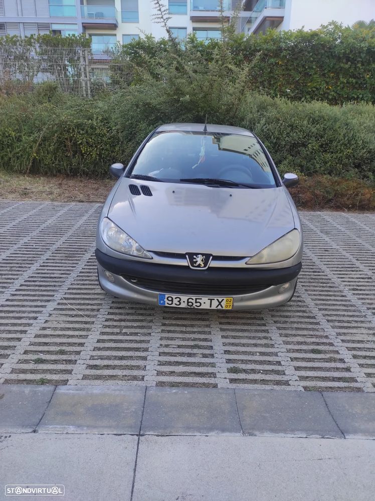 Peugeot 206 1.1 XT - 3