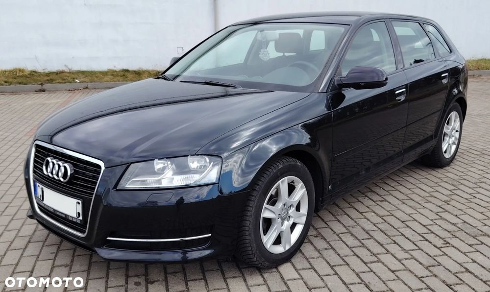 Audi A3 Sportback 1.2 TFSI Ambiente - 2