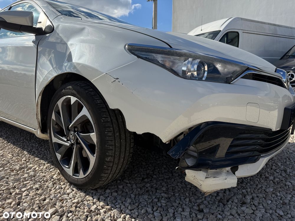 Toyota Auris - 31