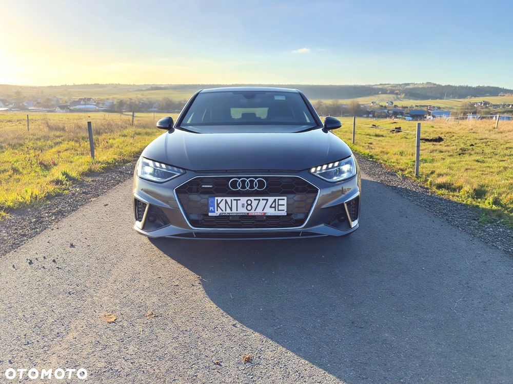 Audi A4 Limousine - 8