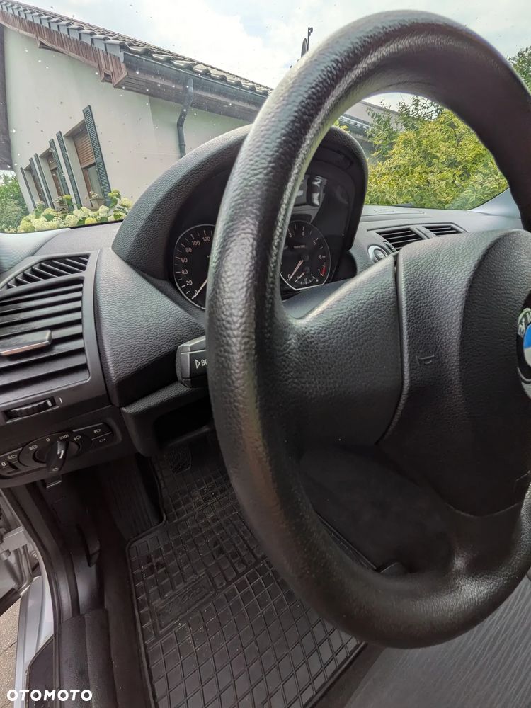 BMW Seria 1 118i - 13