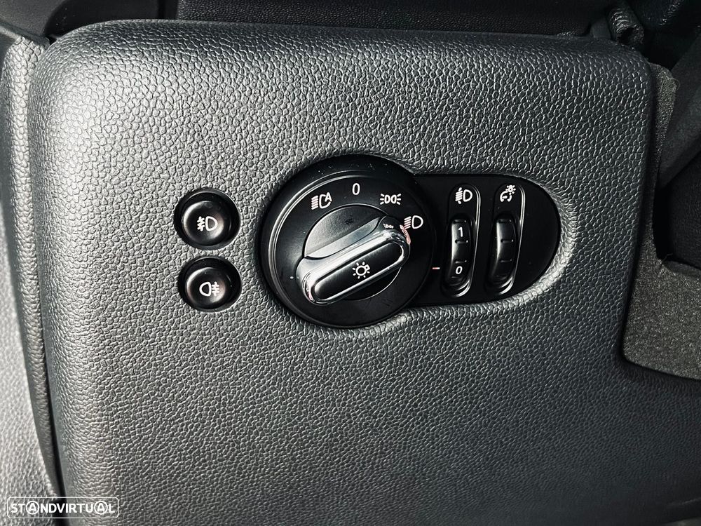 MINI 5 Portas One D - 34