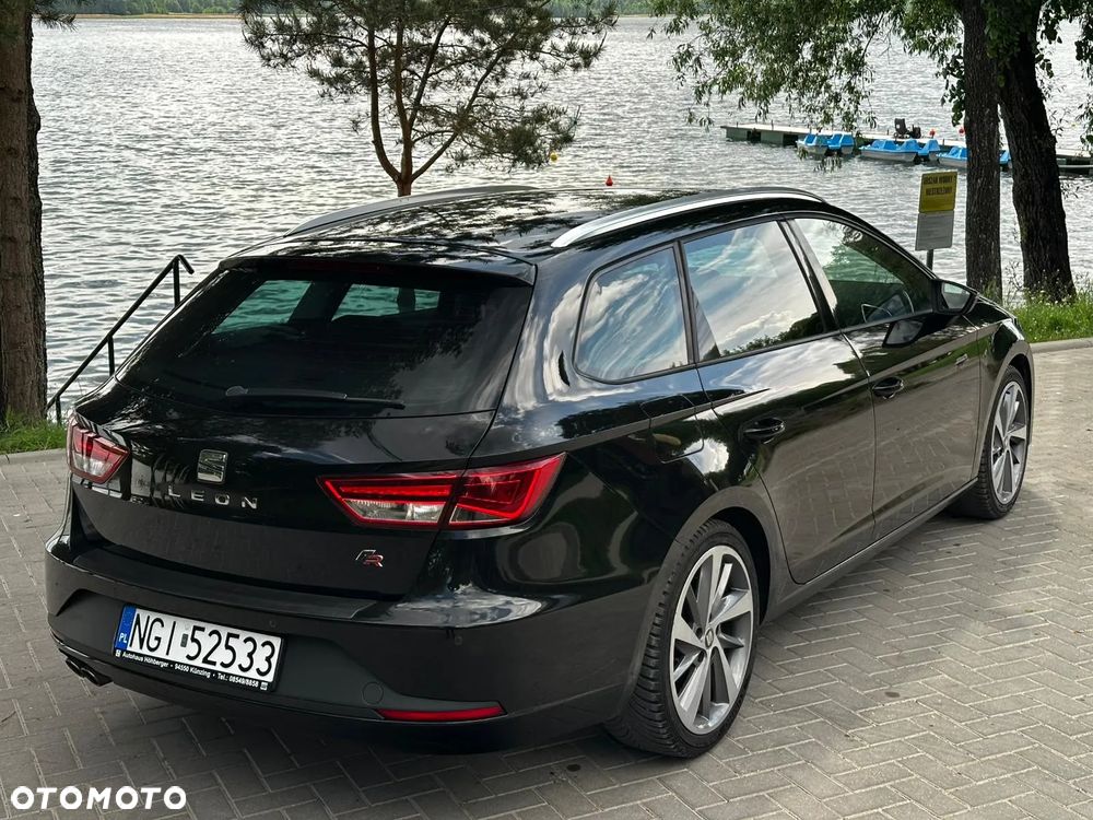 Seat Leon 2.0 TDI FR Black S&S DSG - 3