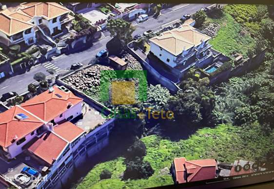 Terreno com projeto aprovado para construção de duas moradias - Grande imagem: 3/6