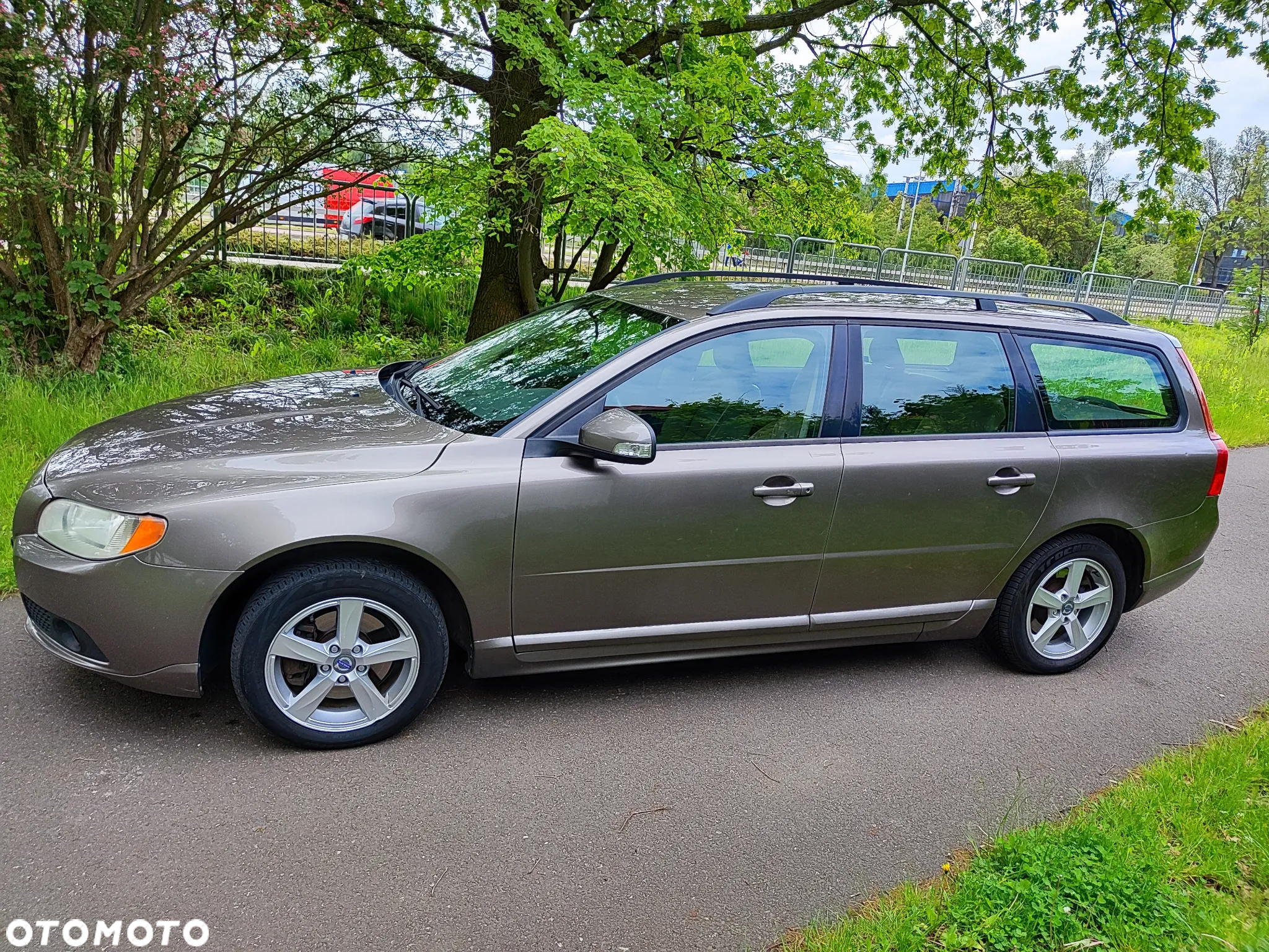 Volvo V70 2.0D Momentum - 12
