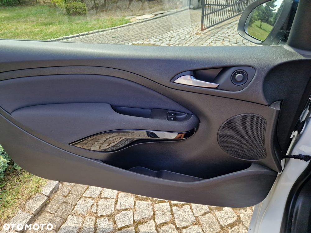 Opel Adam 1.2 Black Link - 23