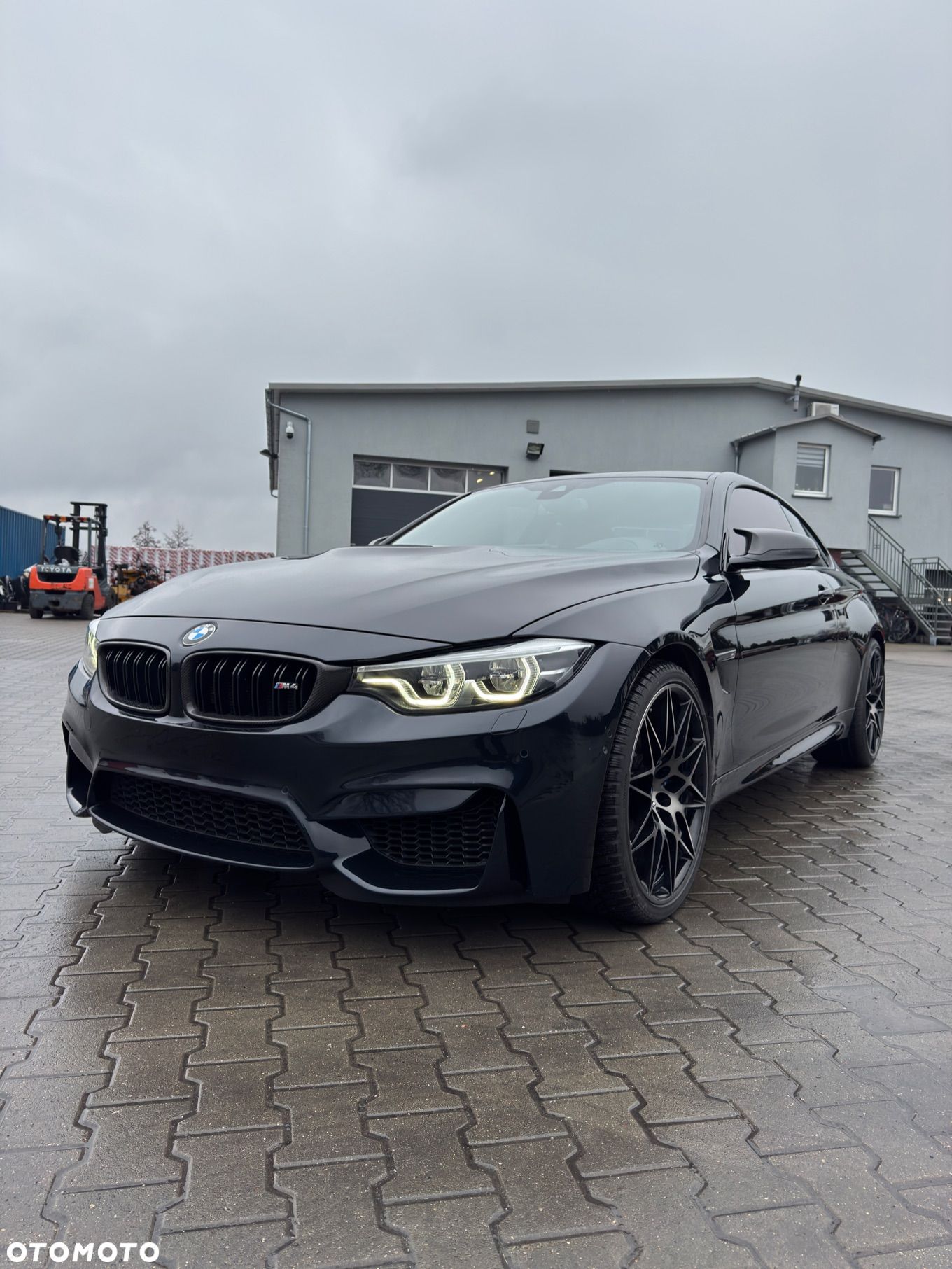 BMW M4 Coupe DKG Competition - 1