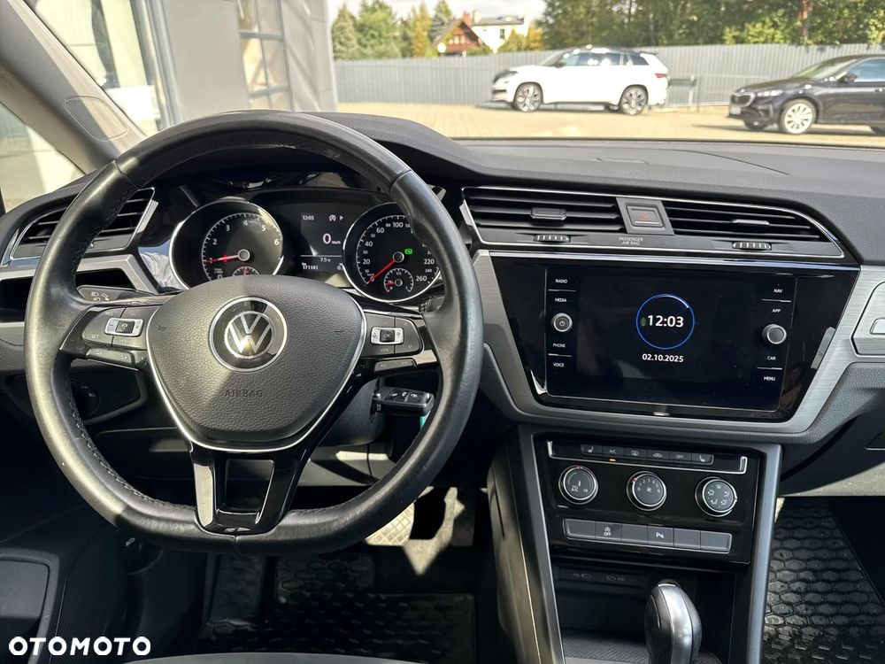 Volkswagen Touran 1.5 TSI EVO Comfortline DSG - 9
