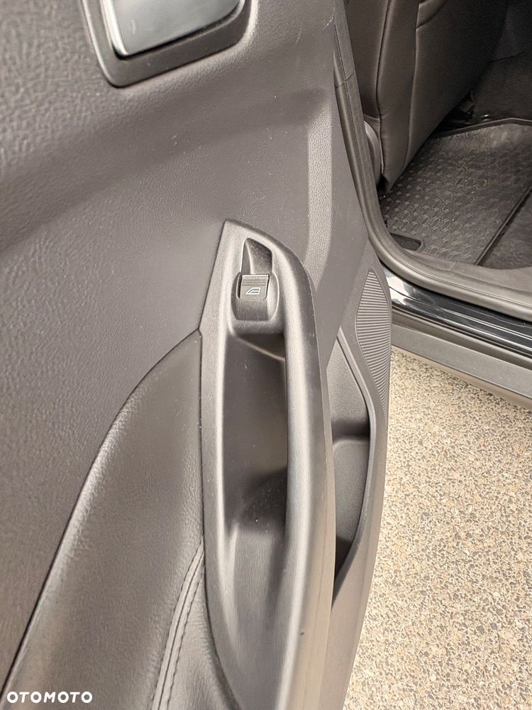 Ford Focus 1.0 EcoBoost Titanium - 22