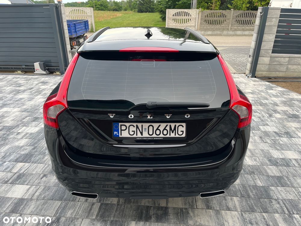 Volvo V60 D4 Geartronic Momentum - 13