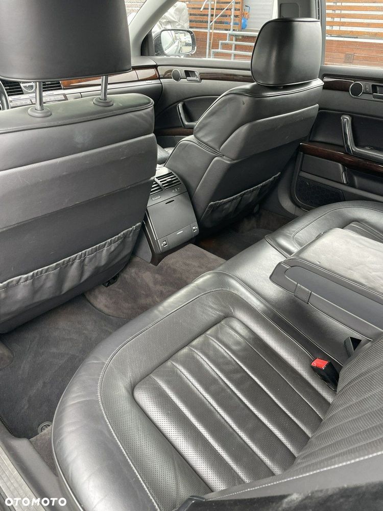 Volkswagen Phaeton - 15