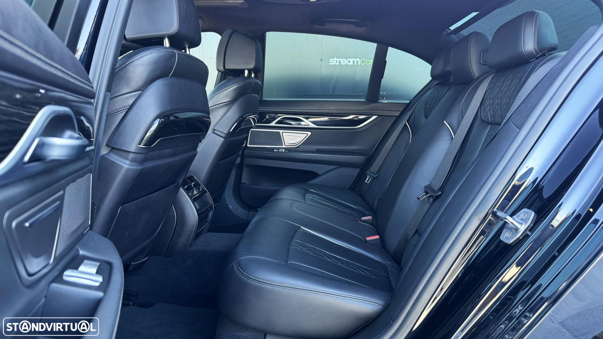 BMW 740 e iPerformance Pack M - 29