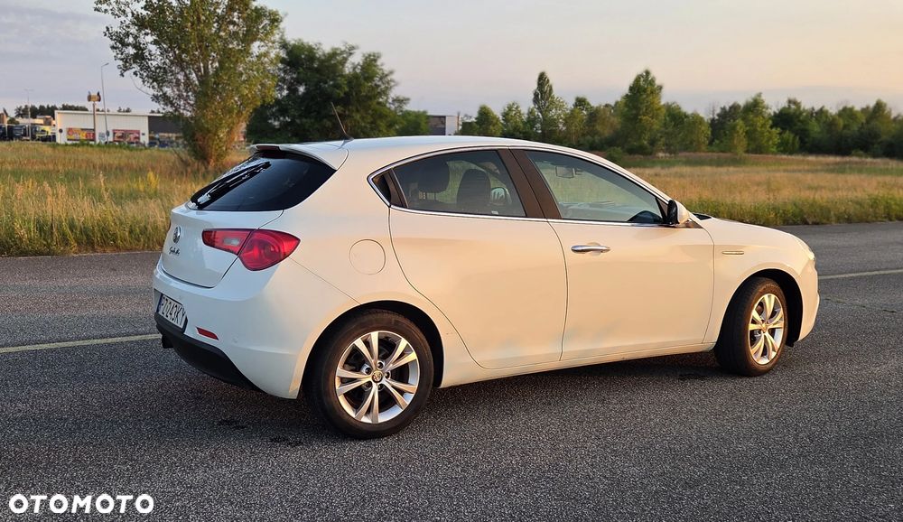 Alfa Romeo Giulietta 1.4 TB Distinctive - 3
