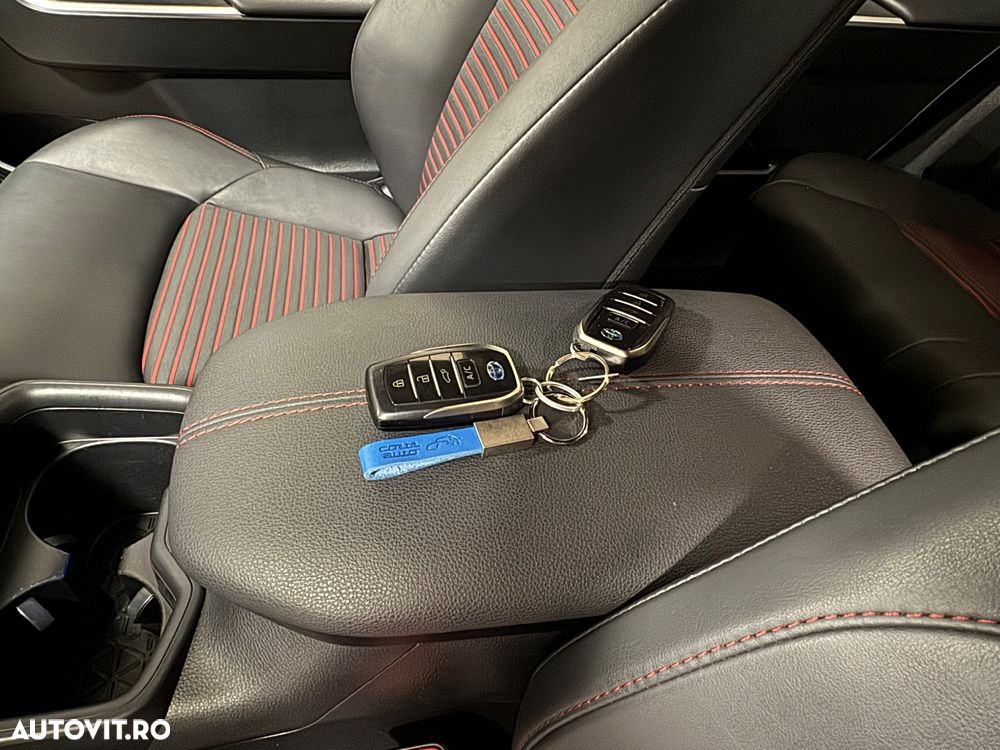 Toyota RAV4 Plug-in-Hybrid Style - 29