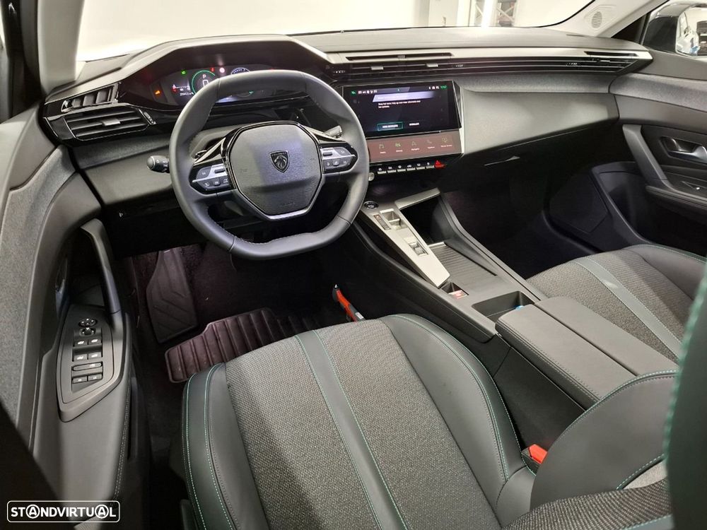 Peugeot 408 HYBRID 136 e-DSC6 Allure - 6